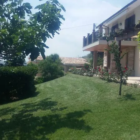 Appartement Tre Laghi Luminous With Pool And Aircon Citta Sant'Angelo