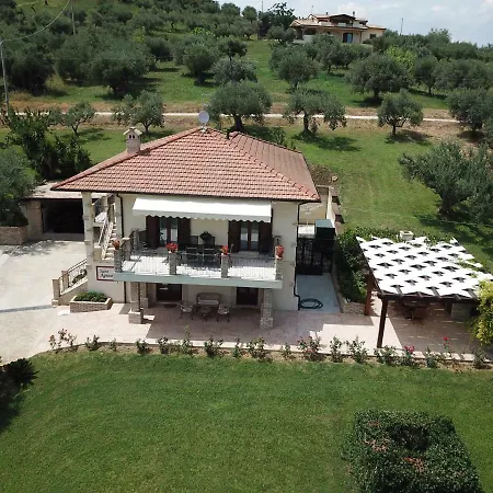 Tre Laghi Luminous With Pool And Aircon Apartment *